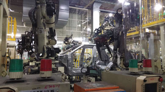 쌍용차 경기 평택 공장 1라인에서 생산 중인 티볼리. 티볼리 디젤 모델이 6월 중 해외 판매에 돌입한다.  쌍용자동차 제공